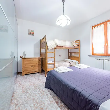 Апартаменты Residenza Vecchio Faggeto Фаджето-Ларио